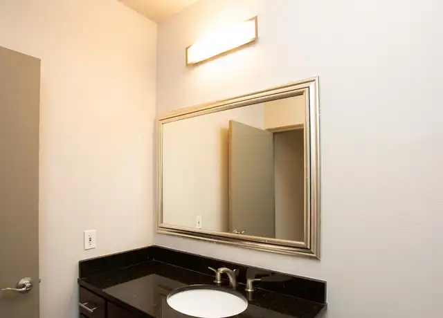 Property at 836 W 3rd St Unit 1233, Austin, TX, 78701, 1 bed, 1 bath, [object Object]
