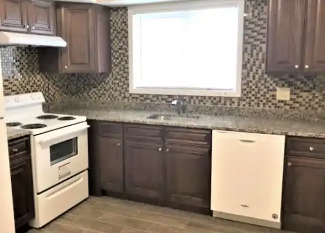 Property at 1312 Carol St Unit 2 B, Park Ridge, IL, 60068, 2 beds, 1 bath, [object Object]