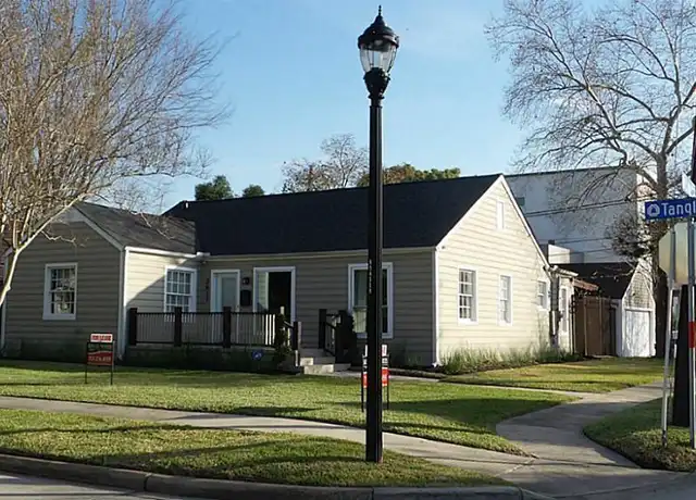 Property at 2611 Tangley Rd, Houston, TX, 77005, 2 beds, 2.5 baths, [object Object]