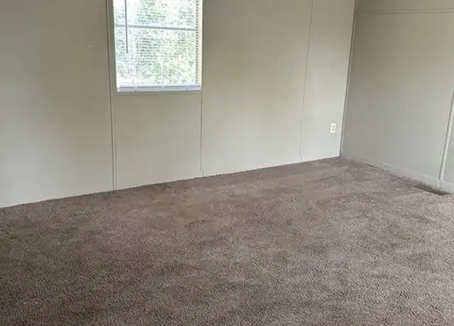Property at 6326 Crestwood Ave, Fayetteville, NC, 28304, 2 beds, 1 bath, [object Object]