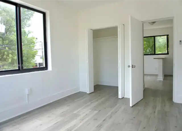Property at 337 SW 5th Ave Unit 10, Miami, FL, 33130, 2 beds, 1 bath, [object Object]