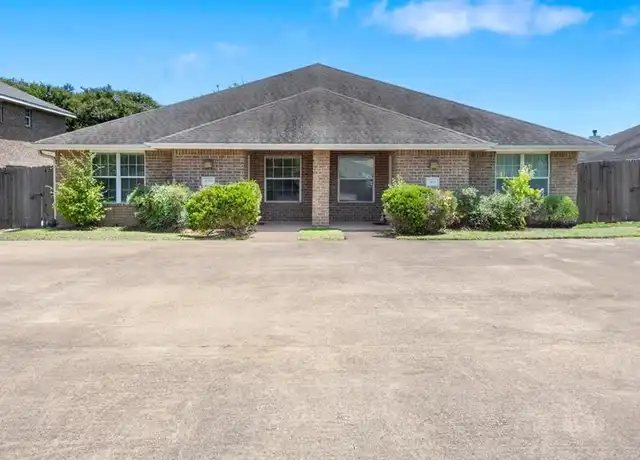 Property at 3611 Oldenburg Ct, College Station, TX, 77845, 3 beds, 3 baths, [object Object]