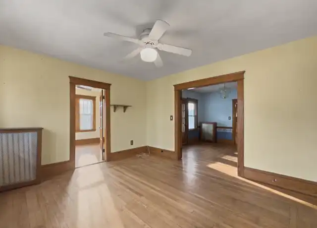 Property at 71 Paine St Unit 2, Winthrop, MA, 02152, 3 beds, 1 bath, [object Object]
