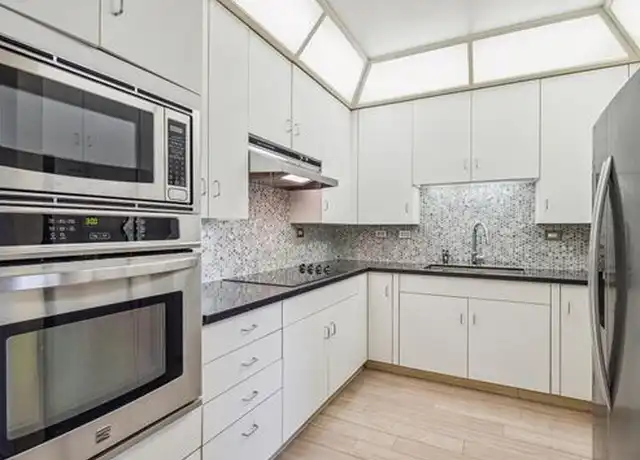 Property at 651 Bering Dr Unit 448, Houston, TX, 77057, 2 beds, 2 baths, [object Object]
