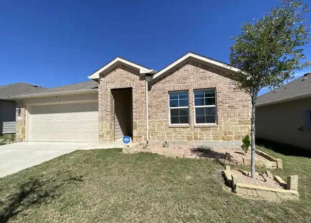 Property at 833 Pronghorn Trl, Seguin, TX, 78155, 4 beds, 2 baths, [object Object]