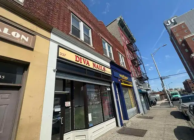 Property at 337 Martin Luther King Dr Unit 2, Jersey City, NJ, 07305, 2 beds, 1 bath, [object Object]
