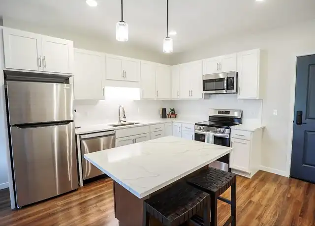Property at Arris Duluth - 330 E Palm St, Duluth, MN, 55811, 2 beds, 1-2 bath, [object Object]
