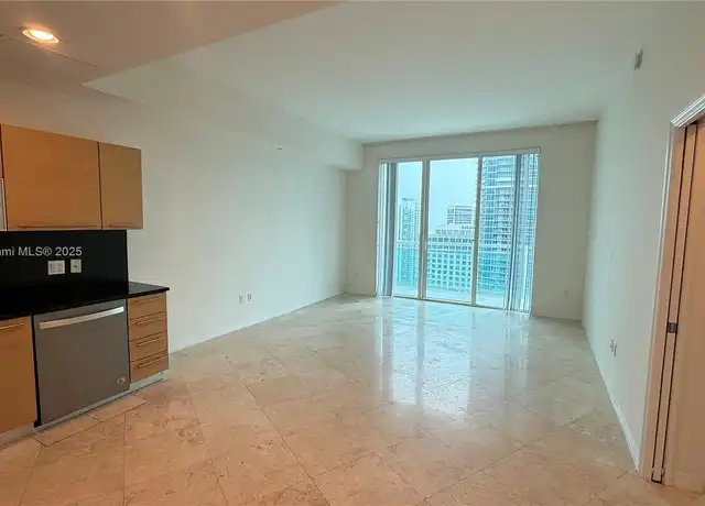 Property at 950 Brickell Bay Dr #4209, Miami, FL, 33131, 1 bed, 1 bath, [object Object]