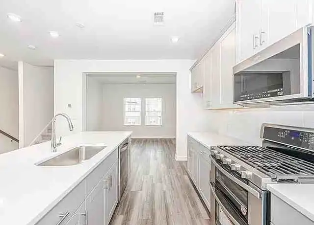 Property at 7210 Bryce Ave, Charlotte, NC, 28217, 1 bed, 1 bath, [object Object]