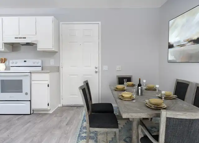 Property at San Tropez - 2800 W 17th St, Santa Ana, CA, 92706, 1 bed, 1 bath, [object Object]