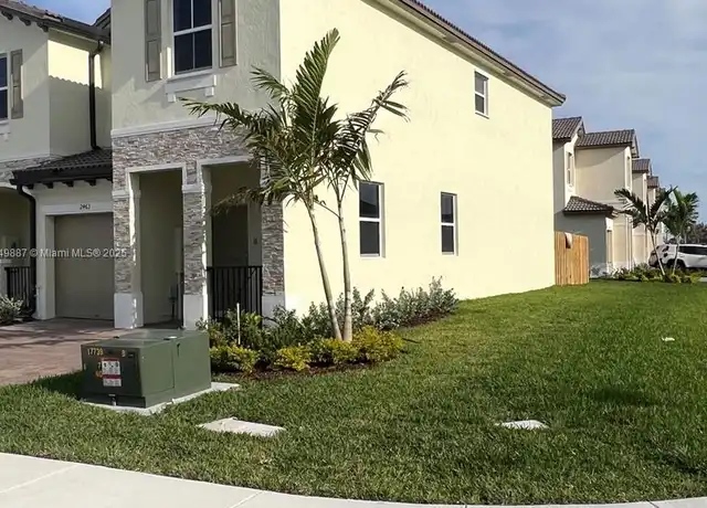 Property at 2463 SE 29th St Unit 2463, Homestead, FL, 33035, 4 beds, 2.5 baths, [object Object]