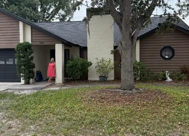 Property at 721 Sandy Creek Dr, Brandon, FL, 33511, 4 beds, 2 baths, [object Object]