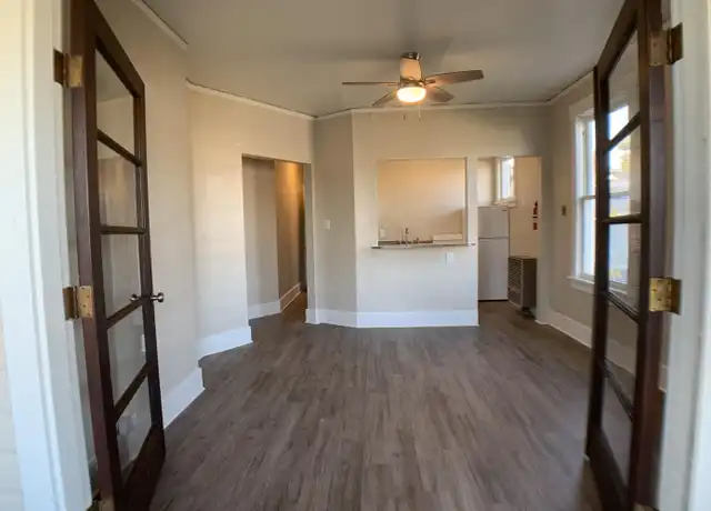 Property at 646 Washington Ave Unit 2, Bremerton, WA, 98337, 0 beds, 1 bath, [object Object]
