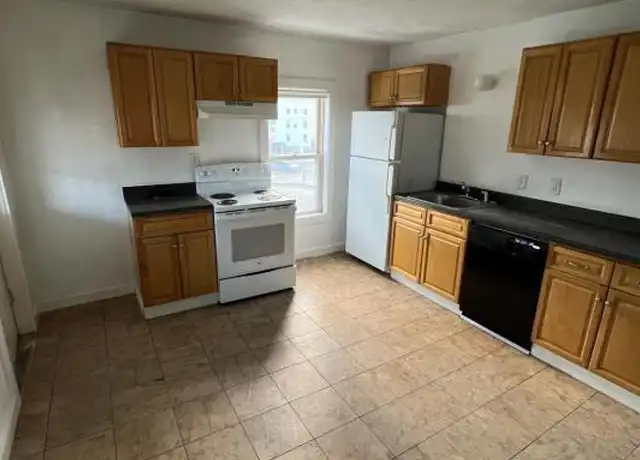 Property at 16 Myrtle Ave, Fitchburg, MA, 01420, 3 beds, 1 bath, [object Object]