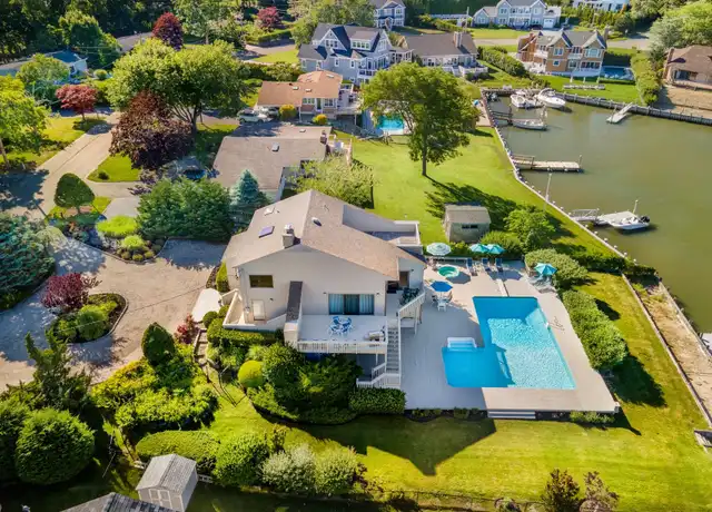 Property at 71 Romana Dr, Hampton Bays, NY, 11946, 3 beds, 2 baths, [object Object]