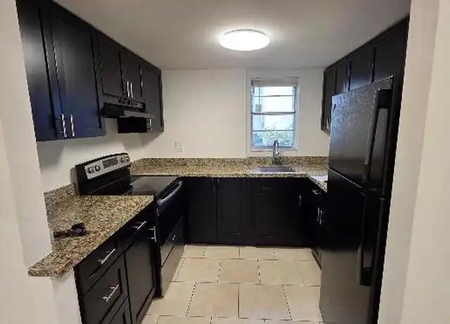 Property at 3761 SW 60th Ave, Davie, FL, 33314, 2 beds, 1 bath, [object Object]