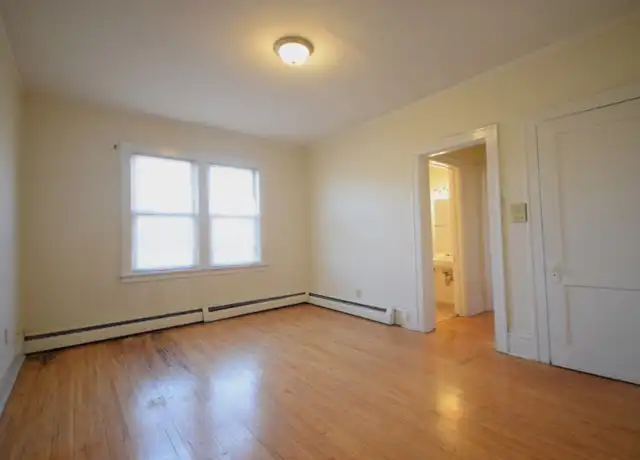 Property at 2121 Hennepin Ave S Unit 104, Minneapolis, MN, 55405, 1 bed, 1 bath, [object Object]