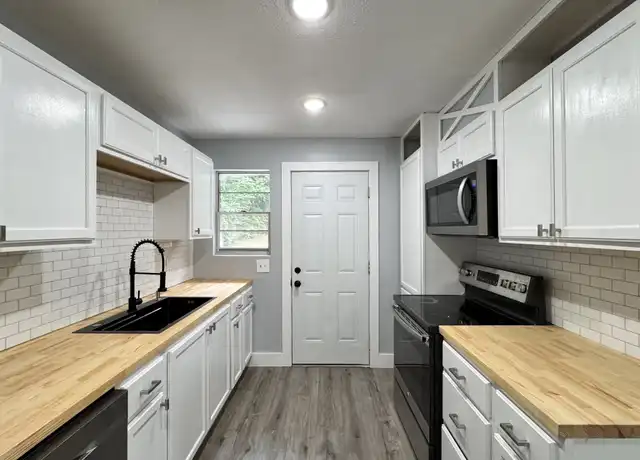 Property at 1524 Hagan Dr, Columbus, GA, 31907, 3 beds, 1 bath, [object Object]