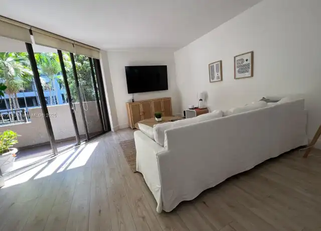 Property at 101 Crandon Blvd #279, Key Biscayne, FL, 33149, 3 beds, 2 baths, [object Object]