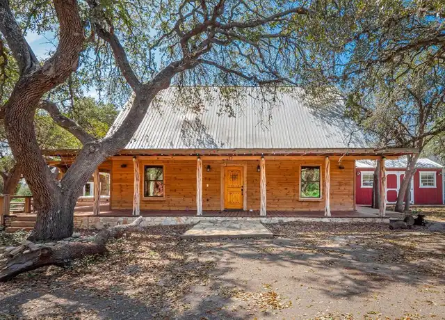 Property at 515 Wimberley Oaks Dr, Wimberley, TX, 78676, 3 beds, 3 baths, [object Object]