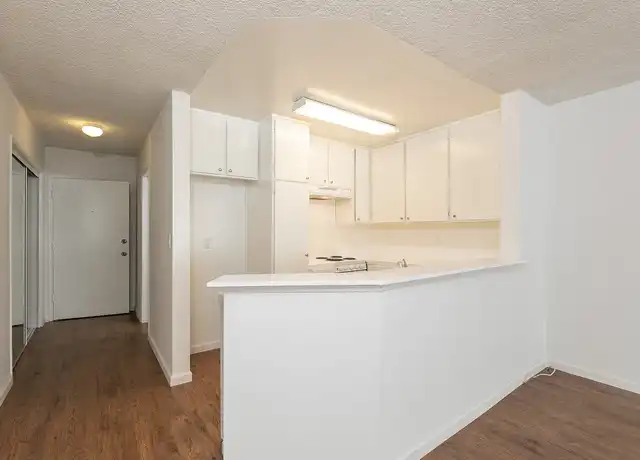 Property at The Ritz on La Fayette - 219 S La Fayette Park Pl, Los Angeles, CA, 90057, 0 beds, 1 bath, [object Object]