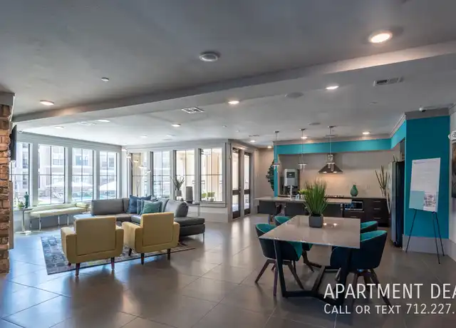 Property at 2211 W 11th St Unit 242, Houston, TX, 77008, 2 beds, 2 baths, [object Object]
