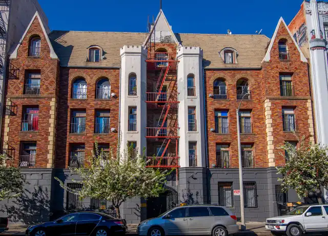 Property at 751 Normandie Ave Unit B4, Los Angeles, CA, 90005, 0 beds, 1 bath, [object Object]
