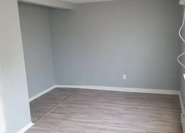 Property at 4 Windsor Ter Unit F, Freehold, NJ, 07728, 1 bed, 1 bath, [object Object]