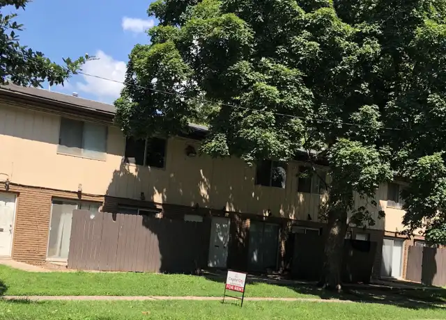 Property at 1017 S Spring St Unit -F, Springfield, IL, 62704, 1 bed, 1 bath, [object Object]