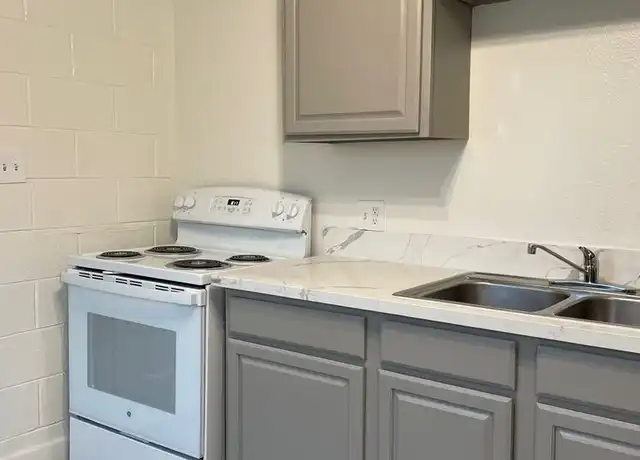 Property at 2100 Daley St Unit D, North Las Vegas, NV, 89030, 1 bed, 1 bath, [object Object]