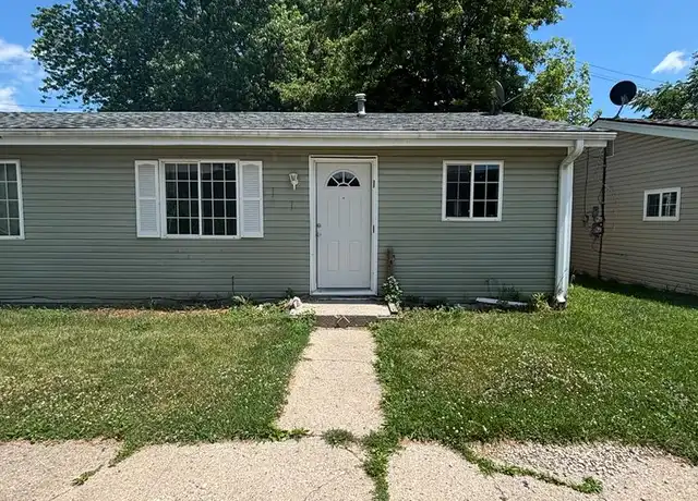 Property at 5402 75th St Unit 7, Kenosha, WI, 53142, 2 beds, 1 bath, [object Object]