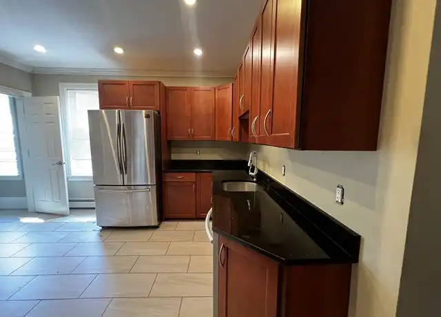 Property at 66 Proctor Ave Unit 3, Revere, MA, 02151, 3 beds, 1 bath, [object Object]