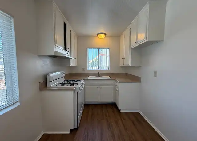 Property at 18415 Prairie St Unit 32, Northridge, CA, 91325, 0 beds, 1 bath, [object Object]