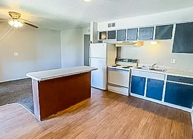 Property at 1018 Lamont St Unit 17, Carlsbad, NM, 88220, 2 beds, 1 bath, [object Object]