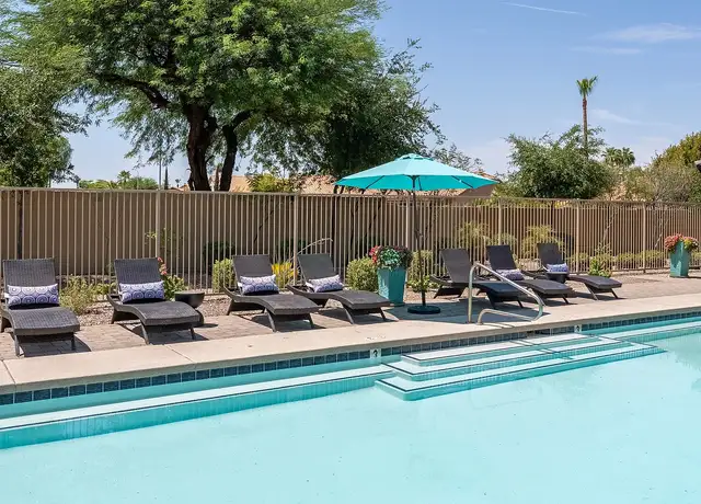 Photo of 1111 W Parklane Blvd, Chandler, AZ 85224