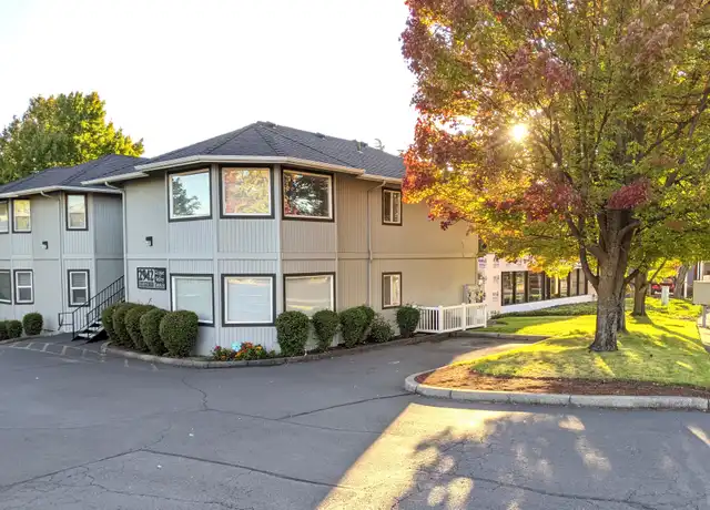 Property at 2942 E Barnett Rd Unit D, Medford, OR, 97504, 2 beds, 2 baths, [object Object]
