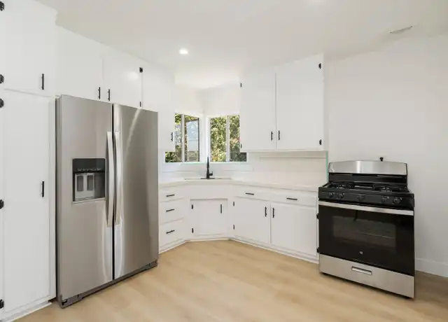 Property at 15301 Eastwood Ave Unit 15301, Lawndale, CA, 90260, 2 beds, 1 bath, [object Object]