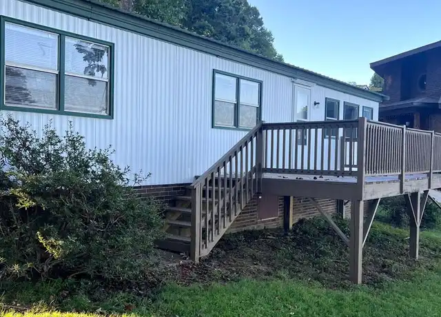 Property at 6950 Ingleside Dr, Sherrills Ford, NC, 28673, 3 beds, 1 bath, [object Object]