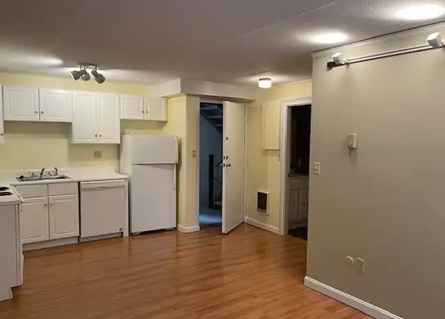 Property at 1691 Cambridge St Unit 21, Cambridge, MA, 02138, 1 bed, 1 bath, [object Object]