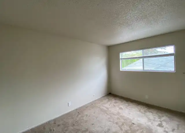 Property at 2212 Blake St Unit 103, Berkeley, CA, 94704, 2 beds, 1 bath, [object Object]