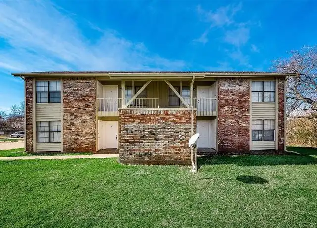 Property at 218 Renfro St, Grand Prairie, TX, 75051, 2 beds, 2 baths, [object Object]