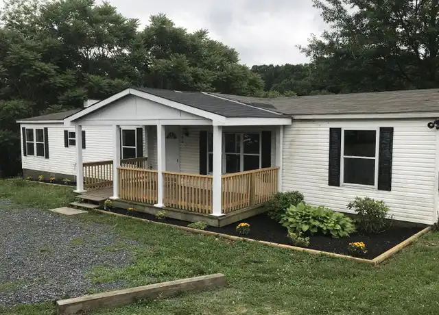 Property at 796 Shape Charge Rd, Martinsburg, WV, 25404, 4 beds, 2 baths, [object Object]