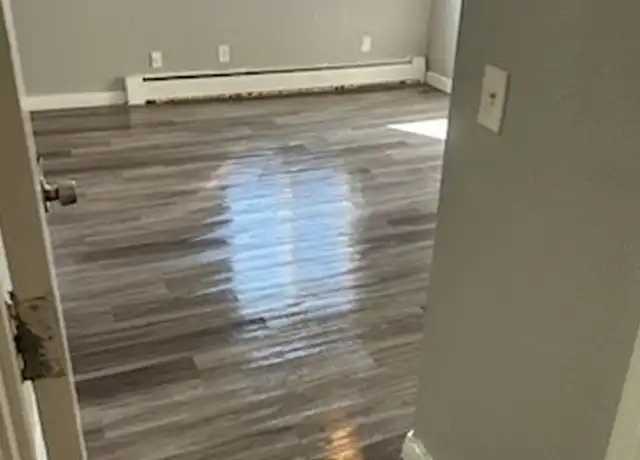 Property at 1934 Kentucky Ave Unit 4, Cincinnati, OH, 45223, 1 bed, 1 bath, [object Object]