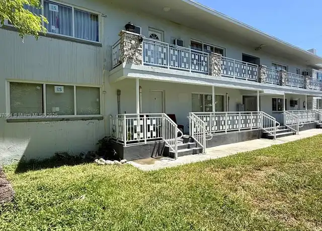Property at 7600 Dickens Ave Unit 3, Miami Beach, FL, 33141, 2 beds, 1 bath, [object Object]