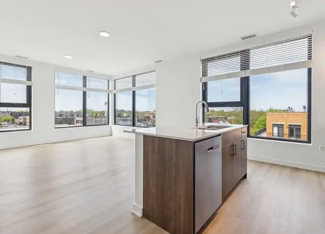 Property at Canvas At Leland Plaza - 4713 N Western Ave, Chicago, IL, 60625, 0-1 beds, 1 bath, [object Object]