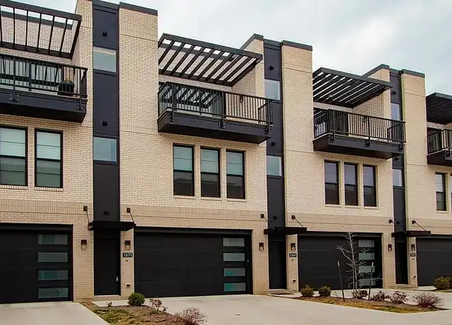 Property at 1371 Keosauqua Way Unit 1, Des Moines, IA, 50309, 2 beds, 2.5 baths, [object Object]