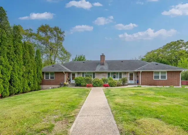 Property at 118 Knollwood Ave Unit 1, Mamaroneck, NY, 10543, 3 beds, 1 bath, [object Object]