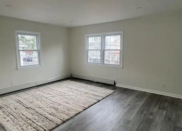 Property at 223 Summit Ave Unit 2 (2nd floor, Lyndhurst, NJ, 07071, 2 beds, 1 bath, [object Object]
