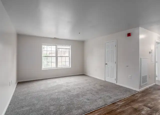 Property at 225 W 4th St Unit 1, Wilmington, DE, 19801, 1 bed, 1 bath, [object Object]