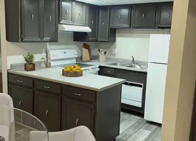 Property at Continent French Quarter - 6200 Busch Blvd, Columbus, OH, 43229, 1-2 bed, 1-2 bath, [object Object]